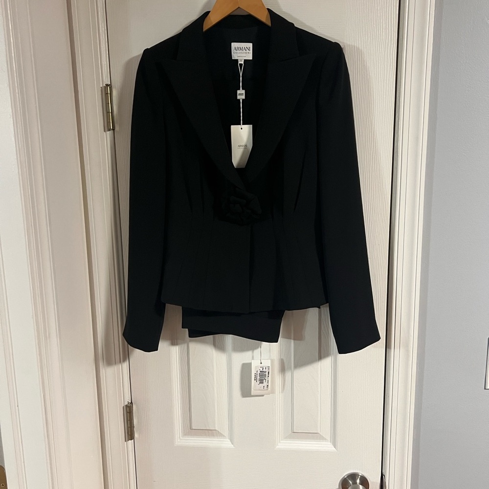 Giorgio Armani Women's Size 6 Elegant Black Gathered Blazer with Floral Accent